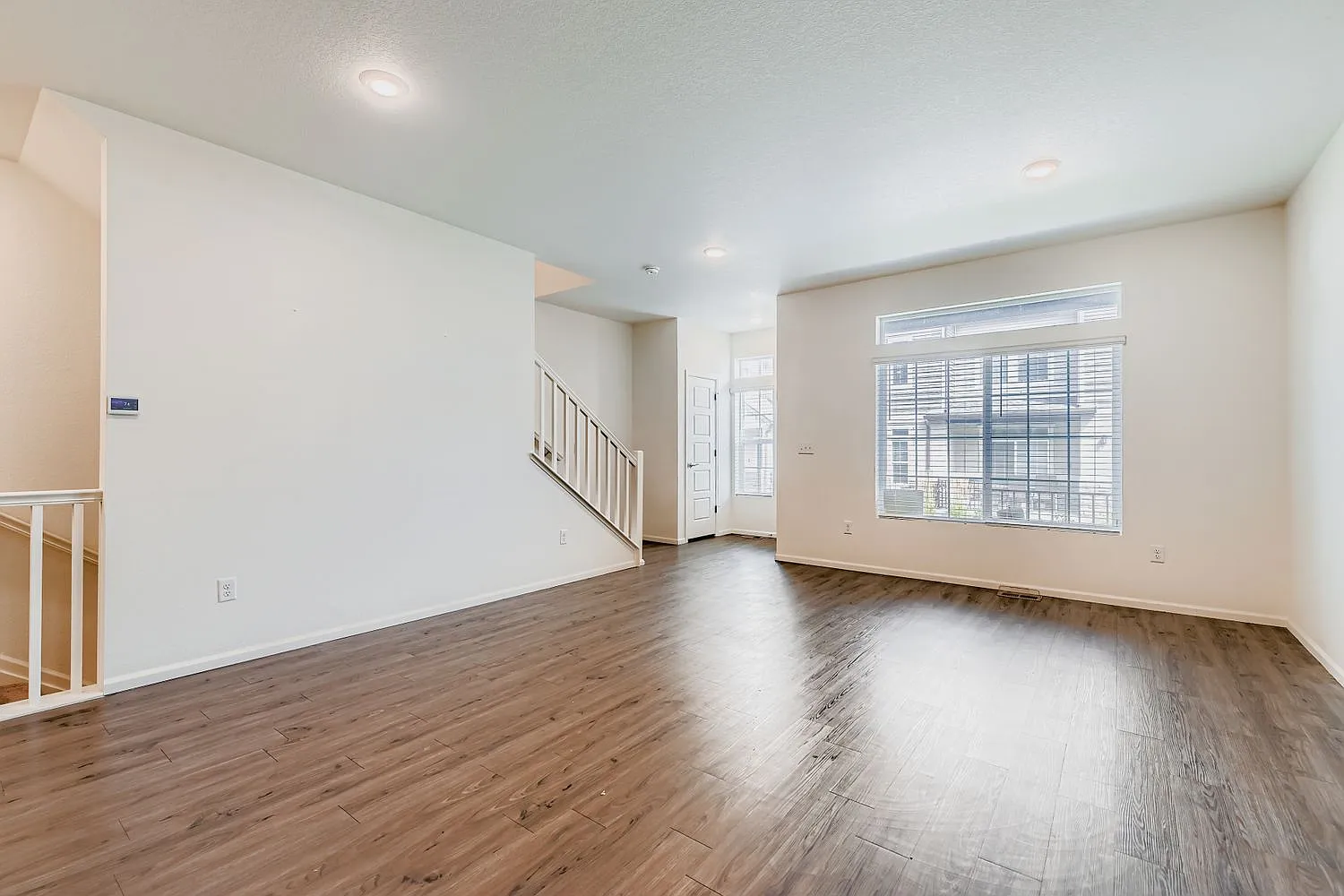 4 bed, 2042 sqft, $3,095 — Photo 4