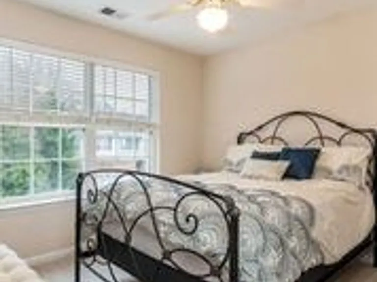 3 Dunwoody Ct — Photo 1