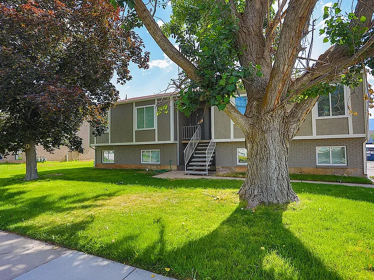 1724 N 1450 W — Photo 3