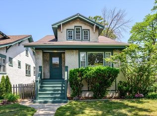 844 Wenonah Ave, Oak Park, IL 60304