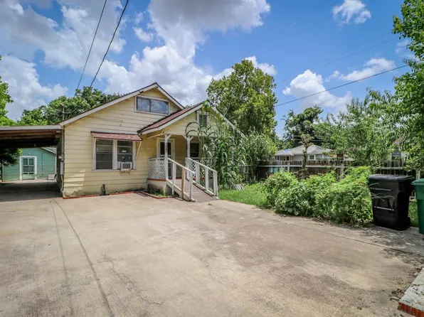 9243 E Avenue O, Houston, TX 77012