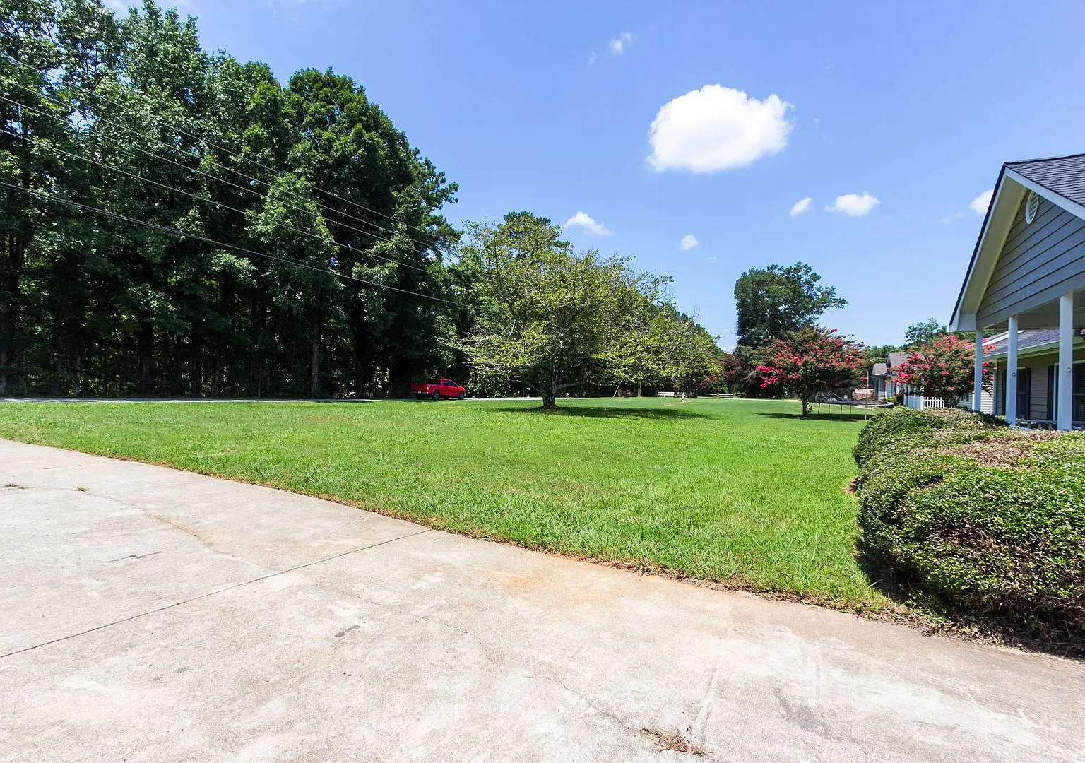 Available Now! - 3 Bedroom 2 Bathroom Ranch In Newton County! — Photo 2