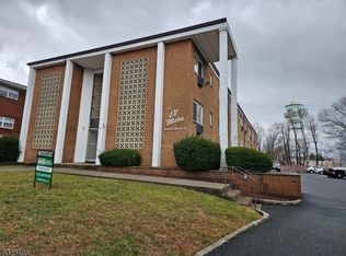 896 Westfield Ave #3B, Elizabeth, NJ 07208