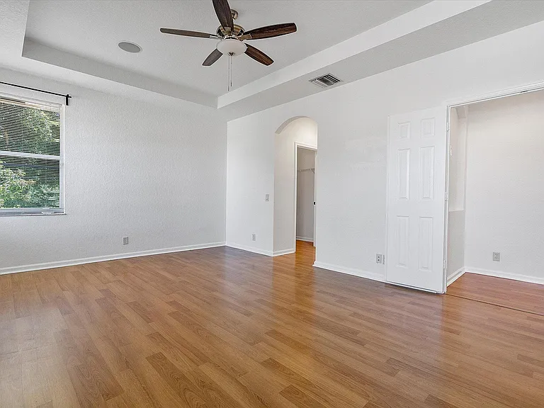 2013 Harbor View Cir — Photo 24