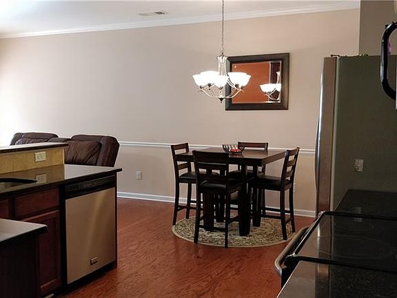 4th image of 3311 Open Fields Dr