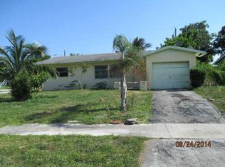 810 SW 12th Ct, Deerfield Beach, FL 33441
