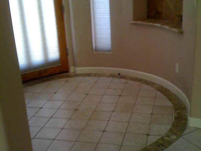 35 W Beryl Ave — Photo 5