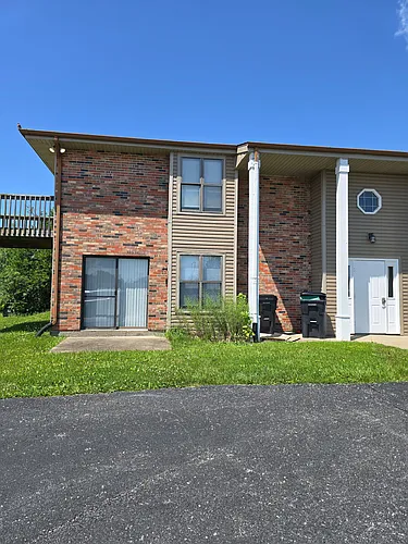 125 Albany Dr #C Photo 1