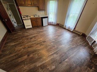 127 W Cedar St #4, Chippewa Falls, WI 54729