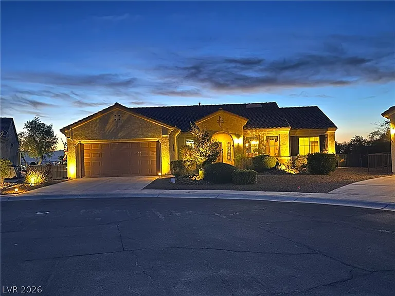 2988 Yellow Springs Ct — Photo 3