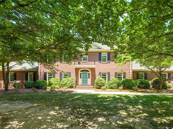 1406 Gibbs Rd, Reidsville, NC 27320