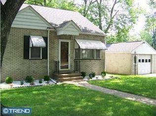 1213 S Fairview St, Delran, NJ 08075