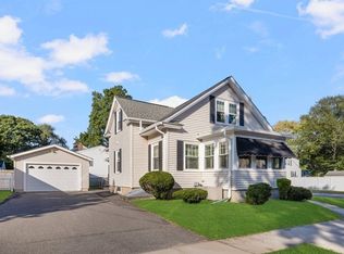 596 Harvard St, Fall River, MA 02720