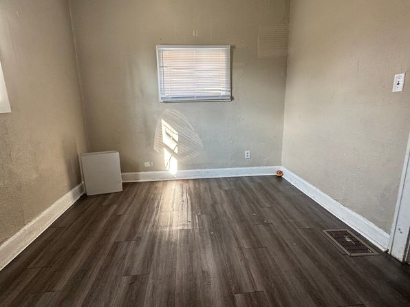 indianapolis-indiana-347130856 picture