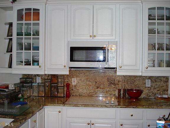 3rd image of 500 Glen Crest Ct