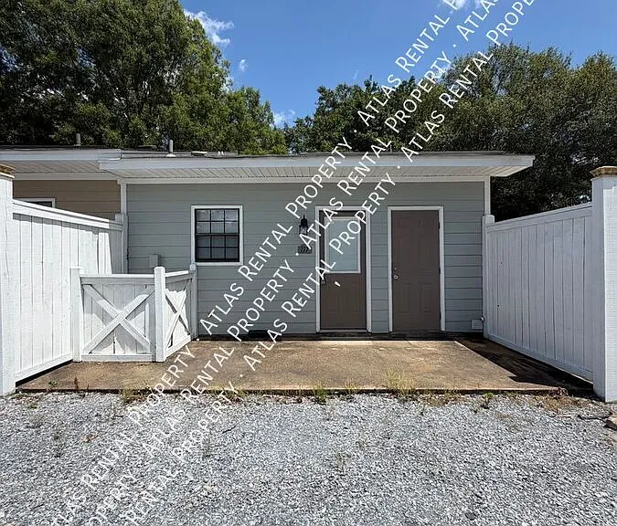 117 Cedar Ct — Photo 3