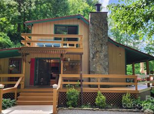 452 Seay Mountain Rd, Waynesville, NC 28785