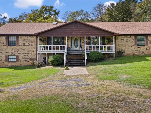 143 Ridgeview Ln, Russellville, AR 72802