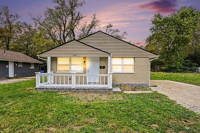 1625 Linnbrook Dr