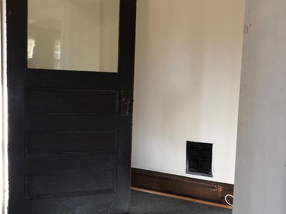 Sitting area / office off front room