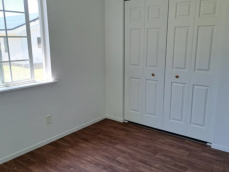 1899 Columbus Ave — Photo 13