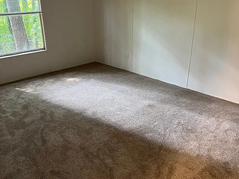 Garden Lake Dr — Photo 9