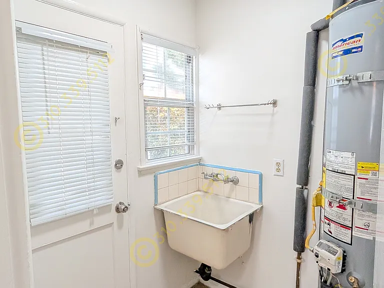 3761 Hughes Ave — Photo 11