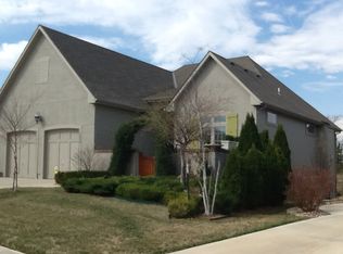 1510 Ventnor Ln, Raymore, MO 64083