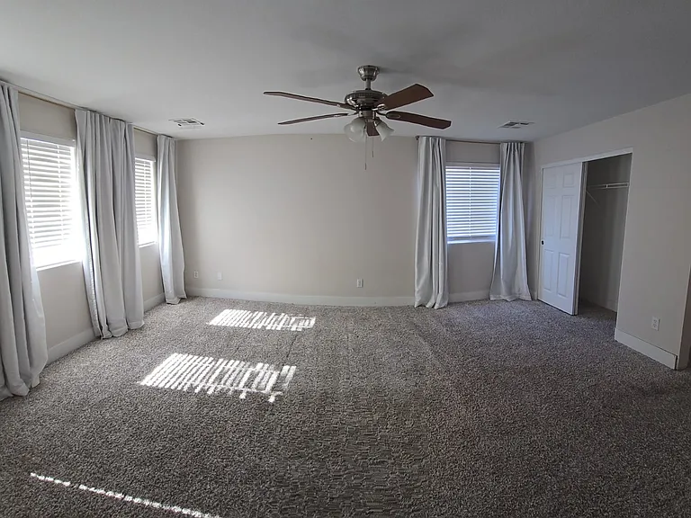 8264 Wildwood Glen Dr — Photo 7