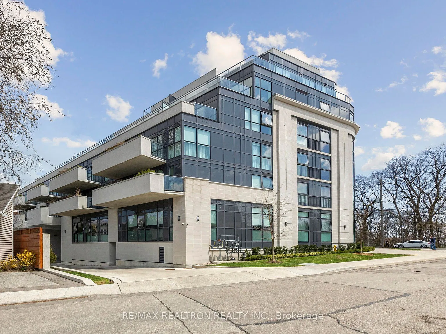 2 bed, $2,500 — Photo 2