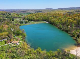 1204 Hickory Trl, Winchester, VA 22602