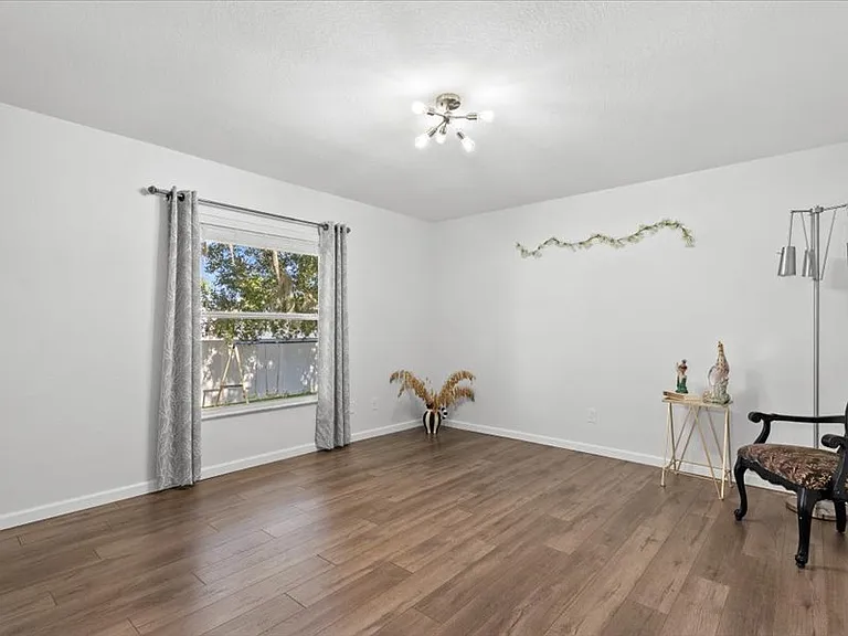 3561 Shawn St — Photo 12