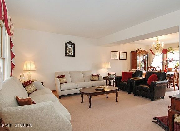 2nd image of 2313 Kittridge Dr