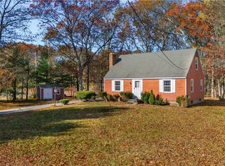 4 Tattersall Dr, Lincoln, RI 02865