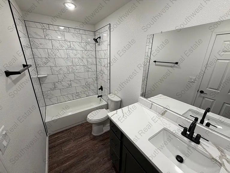 2601 Aldrich — Photo 7