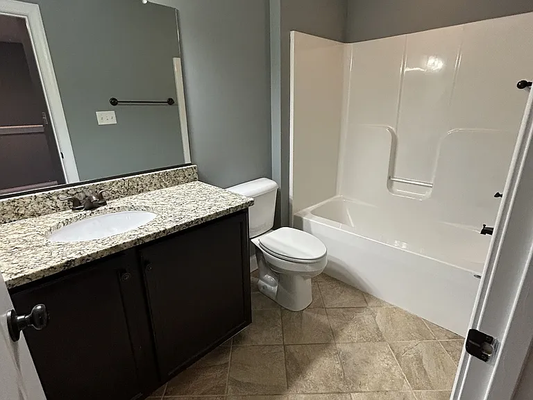 235 Capstone Dr — Photo 10