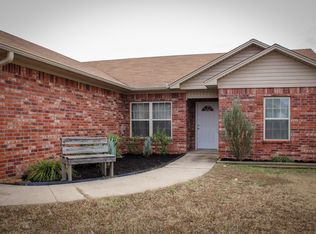 300 Ashford Dr, Russellville, AR 72802