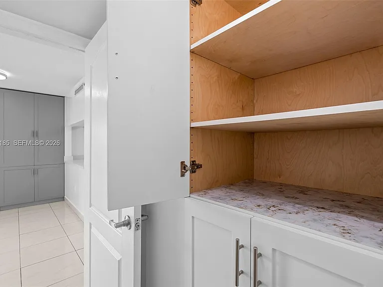 280 SW 20th Rd #504 — Photo 27