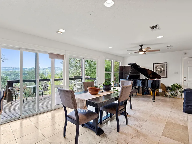 15101 Mettle Dr — Photo 2