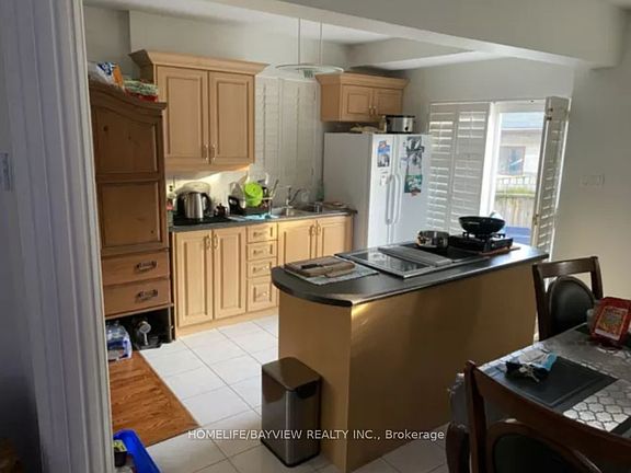 2nd image of 30 Coolmine Rd