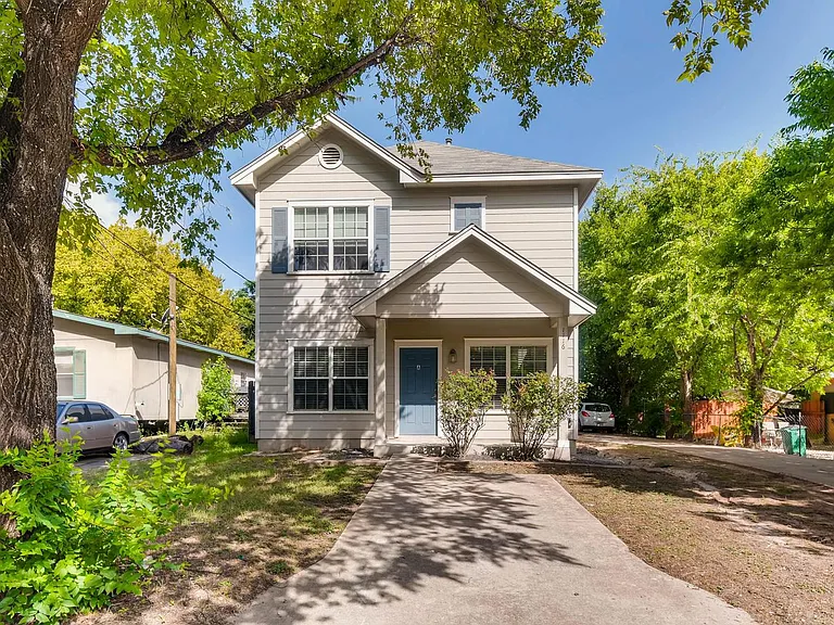 1116 Estes Ave #A — Photo 2