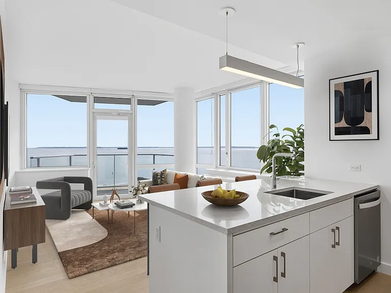 1 Ocean Dr #W14A — Photo 1