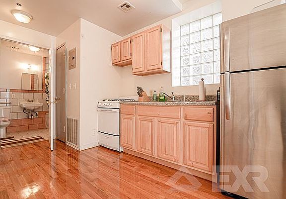 3rd image of 1710 Newkirk Ave #1H