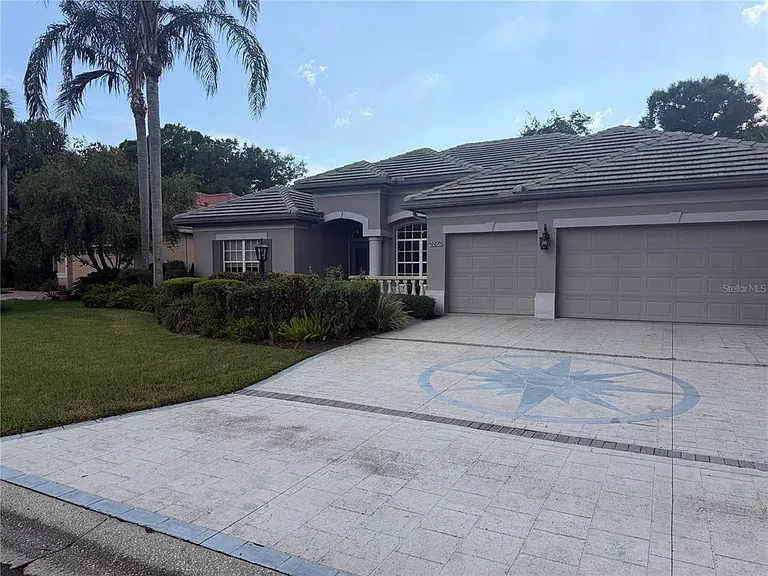 4823 Carrington Cir — Photo 2