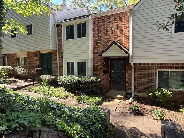 7344 Cardigan Cir, Sandy Springs, GA 30328