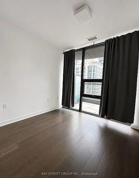 11 Wellesley St W #408 — Photo 37