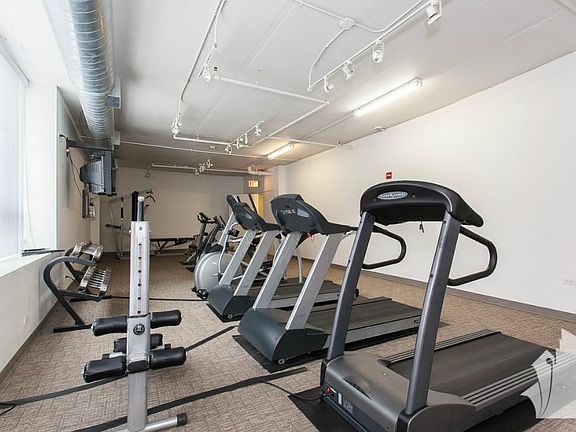 4th image of 212 E Cullerton St #1217