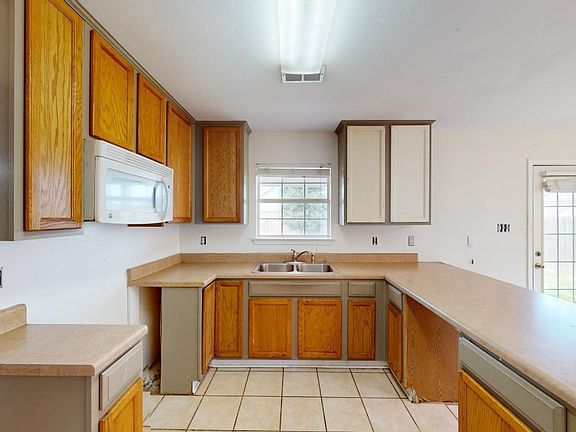 5th image of 18311 Tara Brooke Dr