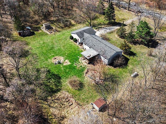 3rd image of 8501 S Raucholz Rd