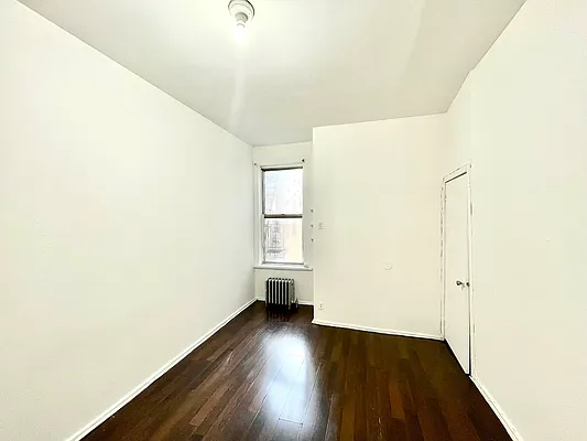 Rented by Pear NYC LLC | media 41